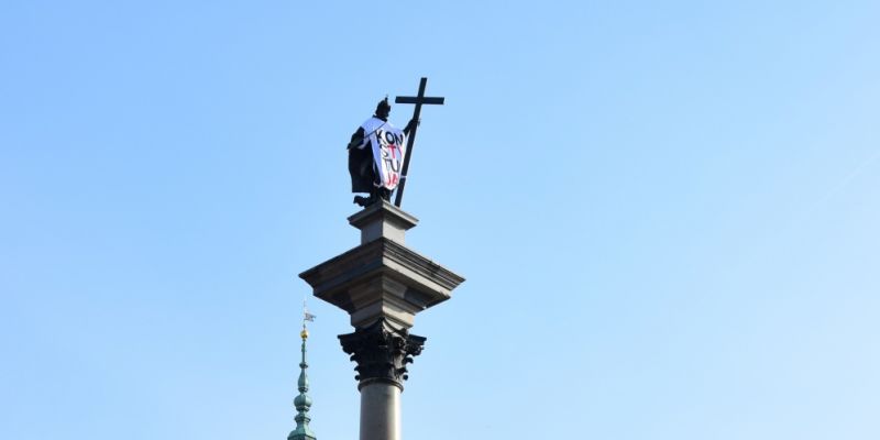 Symbol Warszawy przejdzie remont