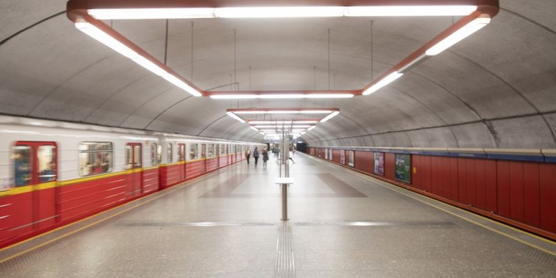 Wymiana reklam w metrze – nowe decyzje
