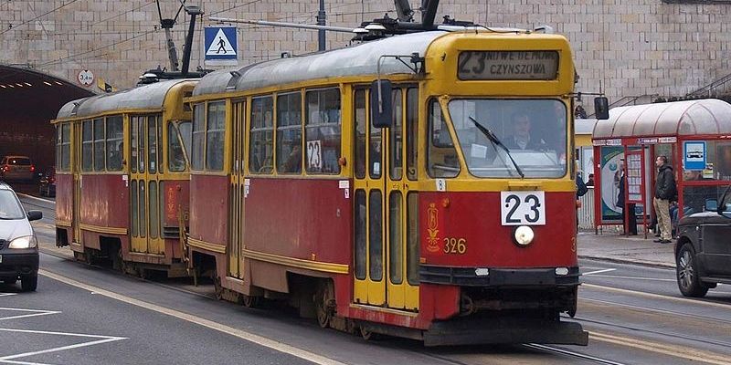 Zabytkowy tramwaj znów na ulicach Warszawy