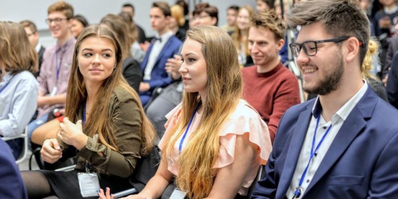 Warszawa wspiera młodych liderów