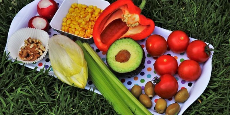 Jak komponować dietę wiosną – kilka cennych rad od dietetyka