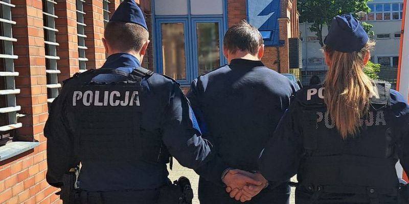 Działali "metodą na policjanta", posiedzą w areszcie