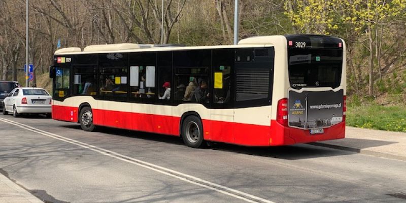 Uwaga! Zmiany w rozkładach jazdy i nazwach przystanków