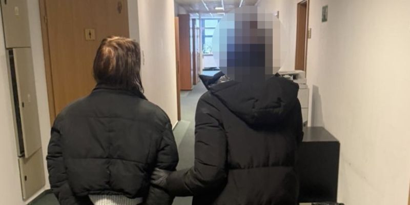 Doszło do awantury w metrze – 25-latek i 18-latka usłyszeli zarzuty