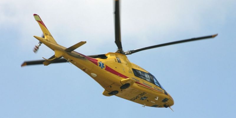 Helikopter lądował w Alejach Jerozolimskich. To efekt protestu ratowników medycznych