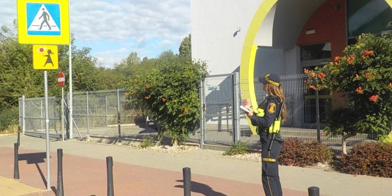 Straż Miejska kontroluje okolice szkół przed nowym rokiem szkolnym