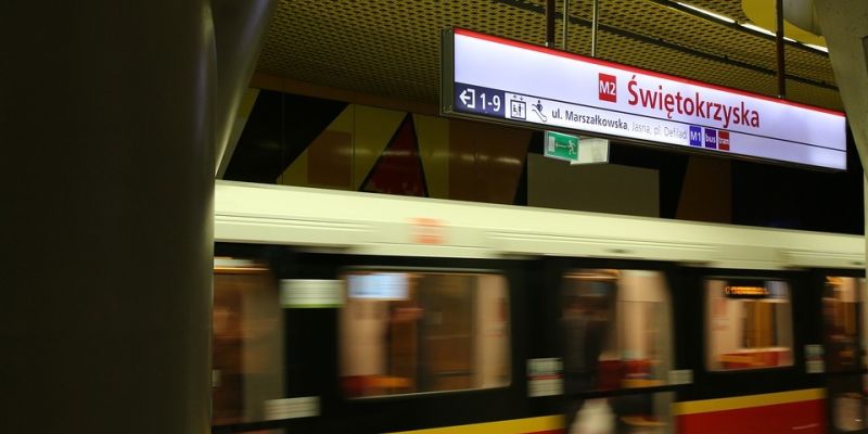 Tablice tyflograficzne w metrze – pełnomocnik prezydenta powoła zespół ekspertów