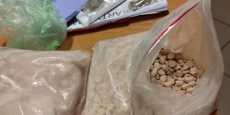 Narkotyki o wartości ponad 100 tysięcy złotych zabezpieczone przez policję