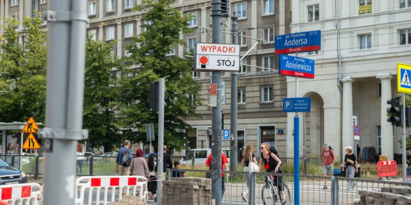 Koniec z czarnym punktem na skrzyżowaniu Andersa, Anielewicza i Świętojerskiej
