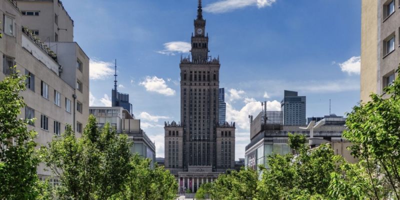 Atak hakerski na Google Maps: zmieniono nazwy wielu znanych miejsc w Warszawie