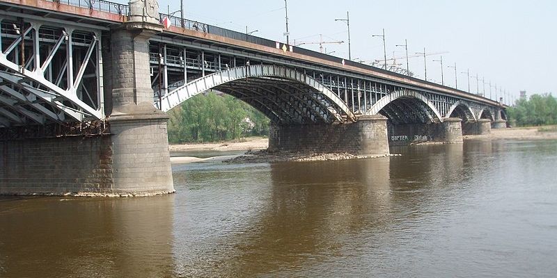Zarząd Dróg Miejskich rezygnuje z generalnego remontu Mostu Poniatowskiego