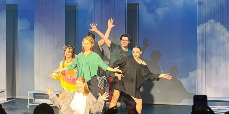 [Fotorelacja] „ERROR” na scenie Capitolu. Musical o świecie offline, którego młodzi się boją