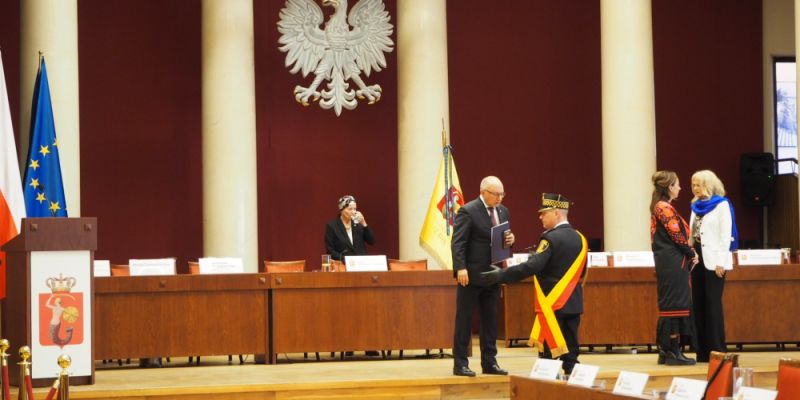 Poczet Honorowych Obywateli Warszawy powiększył się o 5 osób