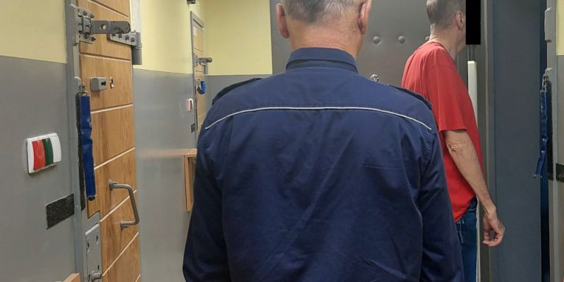 Dwóch zatrzymanych za posiadanie znacznej ilości broni bez zezwolenia