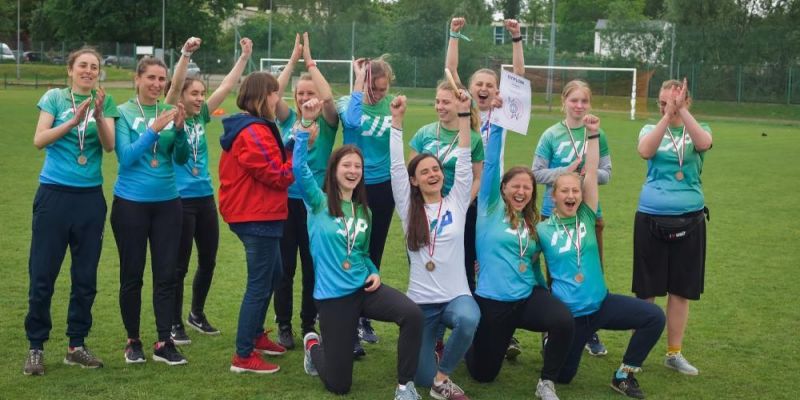 Warszawska kobieca drużyna Troubles Warsaw zdobywa tytuł Mistrzyń Polski 2022 w ultimate frisbee.