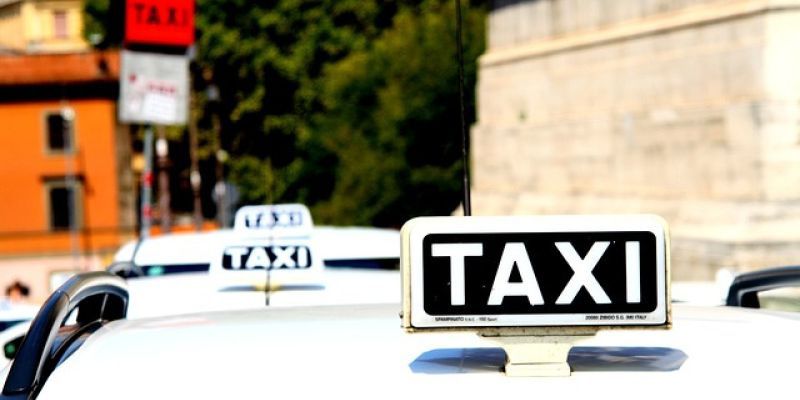 Po proteście taksówkarzy Uber Polska wydał oświadczenie
