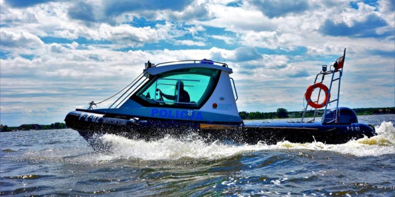 Wakacje nad wodą? Policja apeluje o zachowanie bezpieczeństwa