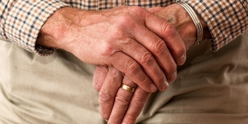 Seniorzy też mają prawo do najefektywniejszego leczenia