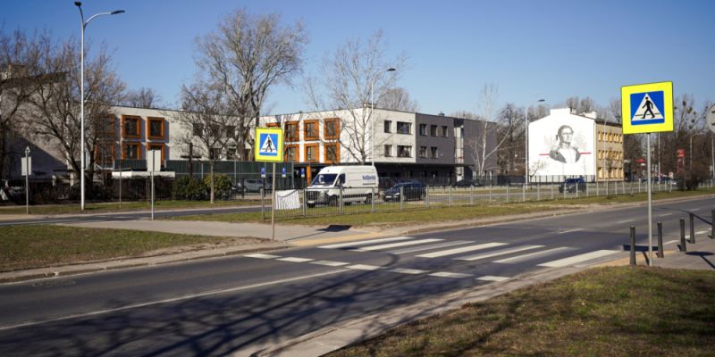Nowe światła, pasy do lewoskrętów i ścieżki rowerowe: Kompleksowa przebudowa skrzyżowań na ulicy Wysockiego