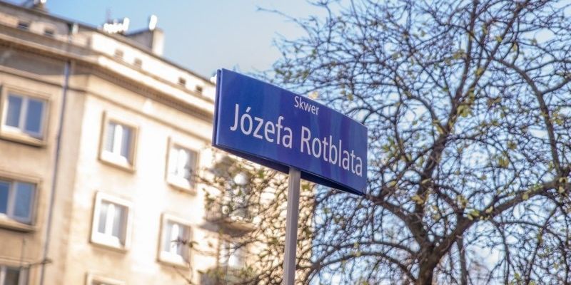 Uroczyste otwarcie skweru Józefa Rotblata