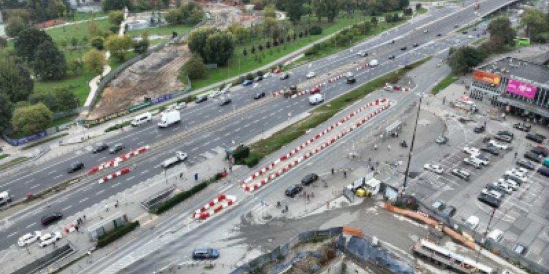 Zmiany w organizacji ruchu w Alejach Jerozolimskich – budowa tunelu tramwajowego