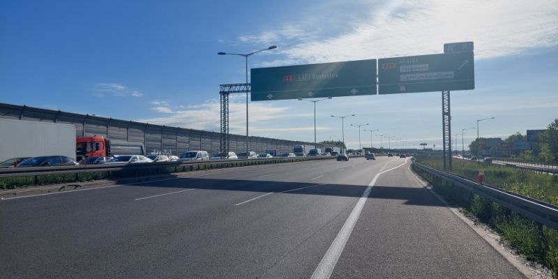 Uwaga kierowcy! Utrudnienia na S8 – wymiana dylatacji w kierunku Białegostoku