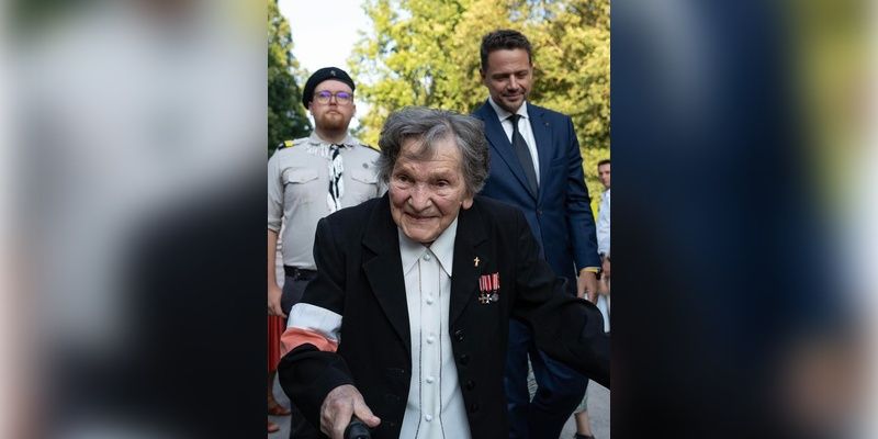 Wanda Traczyk-Stawska kończy 99 lat. Warszawa składa życzenia powstańczyni