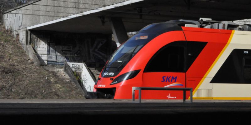 Duże utrudnienia na linii otwockiej. Przez dwa tygodnie pociągi nie dojadą do Otwocka