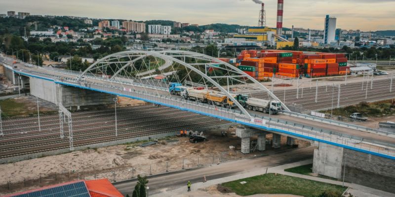 Wiadukt drogowy na ulicy Puckiej przeszedł próby obciążeniowe