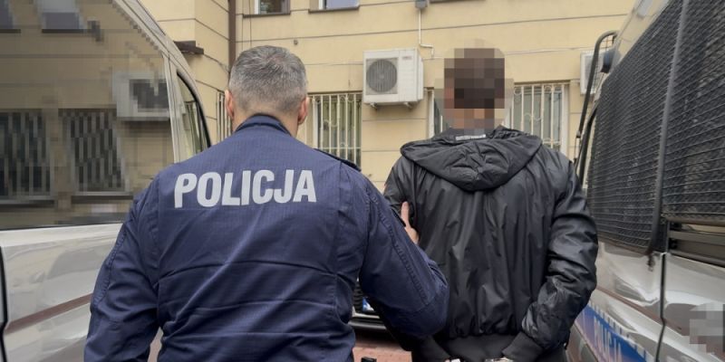 20-latek tymczasowo aresztowany po tym, jak groził 13-latkowi pobiciem pałką teleskopową