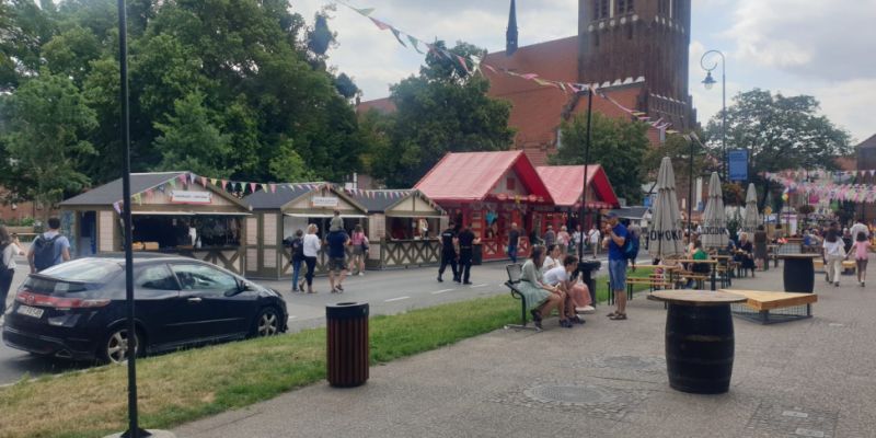 Gdzie zostawić auto obok Jarmarku św. Dominika