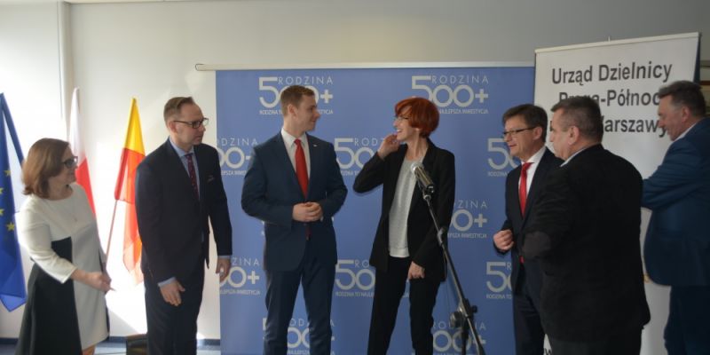 Urzędnicy z Pragi Północ przygotowani do obsługi rządowego programu "Rodzina 500+"