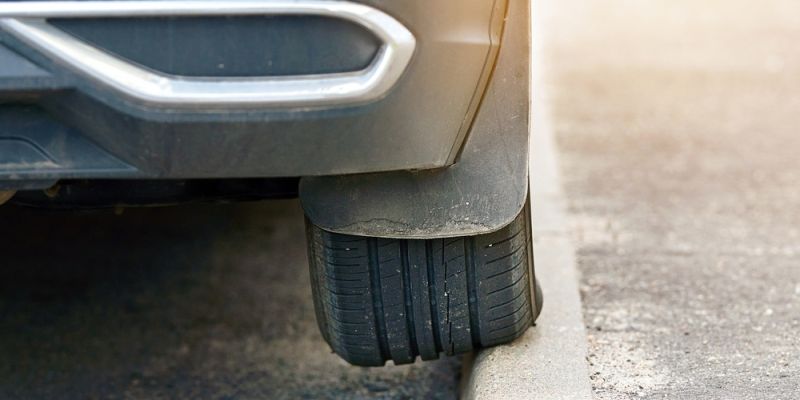 Elastyczne krawężniki zwiększają bezpieczeństwo pieszych i kierowców w miastach