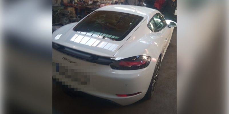 Policyjna grupa „Kobra” odzyskała skradzione luksusowe auto