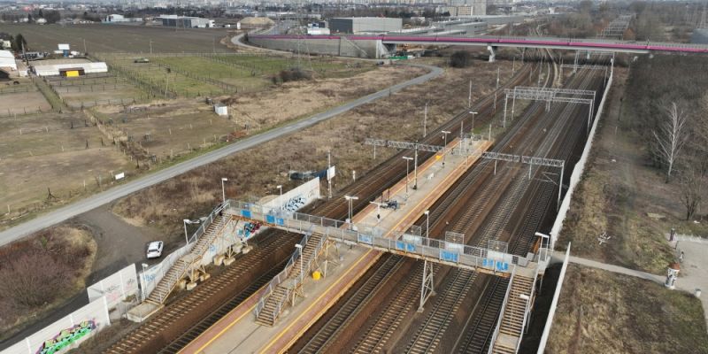 Przystanek Warszawa Gołąbki przejdzie metamorfozę. Nowe perony i tunel pod torami