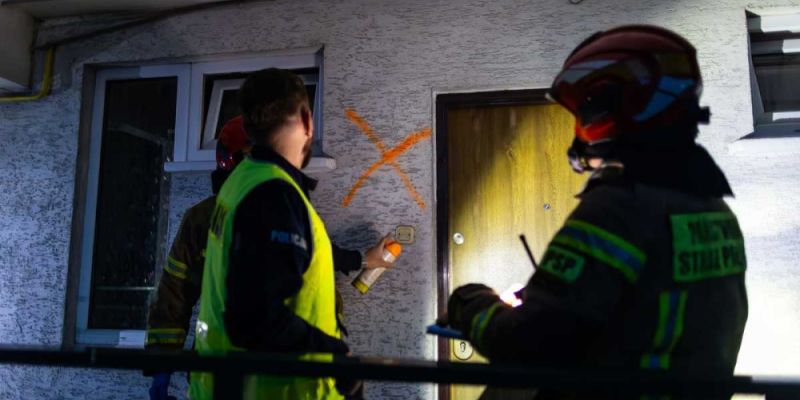 Opublikowano zdjęcia budynku, który płonął w Ząbkach