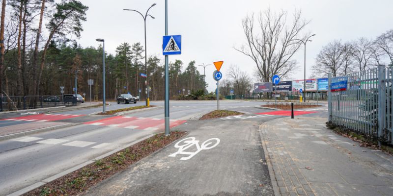 Droga rowerowa w Rembertowie gotowa: nowa trasa na ulicy Strażackiej usprawni komunikację w dzielnicy