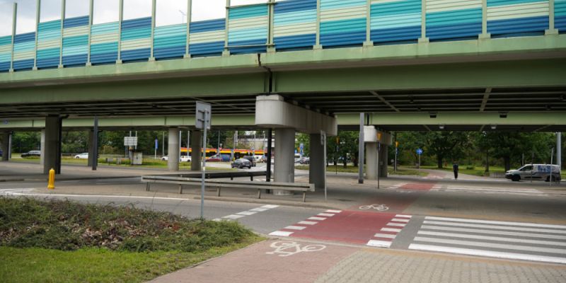 Ul. Starzyńskiego zyska nowe chodniki, drogę rowerową i parkingi