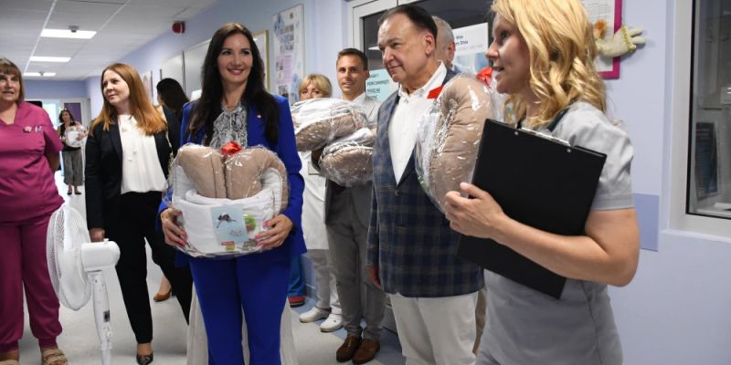 Urząd Marszałkowski przygotował wyprawkę dla noworodków