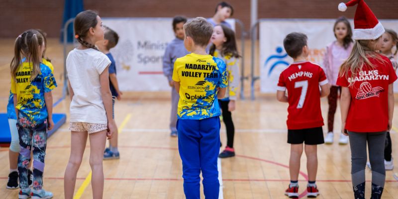 Dynamiczne inicjatywy sportowe dla dzieci i młodzieży w gminie Nadarzyn