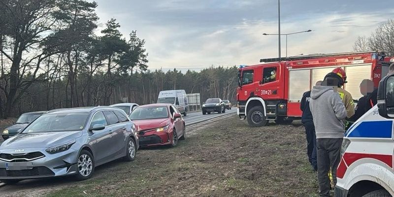 Spowodował kolizję na Bielanach, to już drugi raz z rzędu dzisiaj