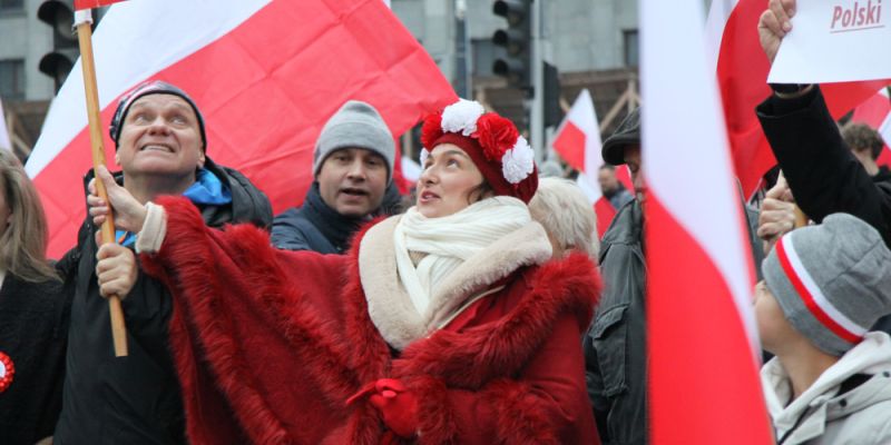 [Fotorelacja] Marsz Niepodległości przeszedł ulicami Warszawy