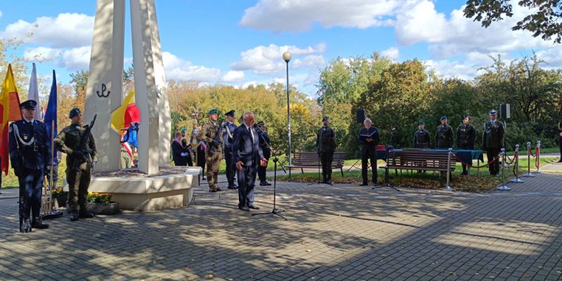 [Uroczystości] Zakończenie powstańczych walk  na Mokotowie