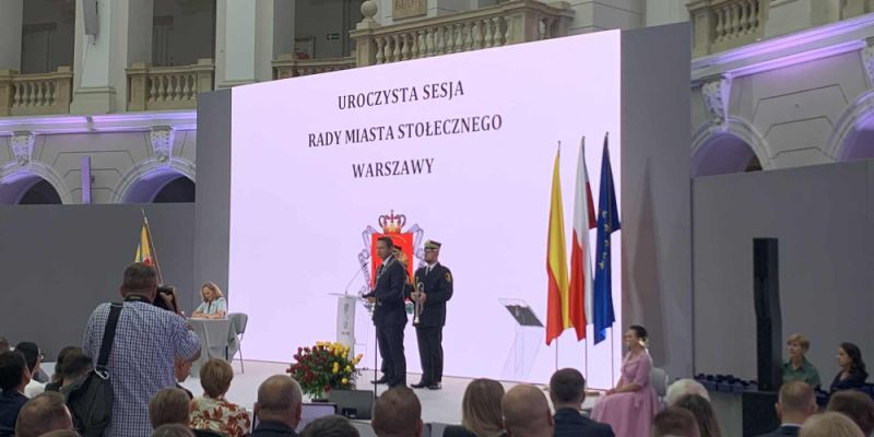 ,,Miasto nigdy nie będzie skończonym produktem - jest procesem’’ - rozdano tytuły Honorowych Obywateli m.st. Warszawy
