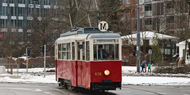 Mikołajkowa linia tramwajowa powraca: zabytkowe wagony wyruszają na trasy Warszawy