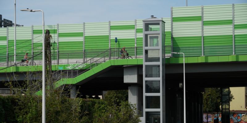 Trwa przebudowa wind przy stacji PKP Gocławek