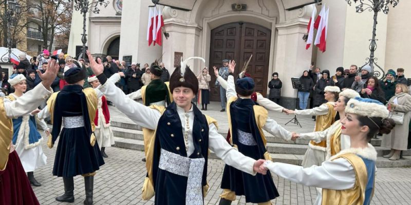 [Fotorelacja] Rembertów uczcił Narodowe Święto Niepodległości