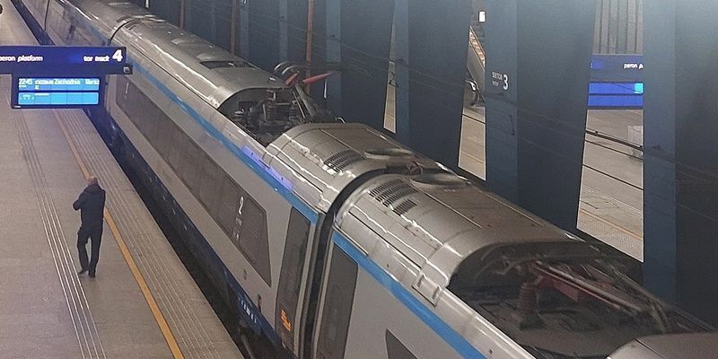 Kolej na głos pasażera – UTK pyta, co naprawdę myślimy o podróżach pociągiem