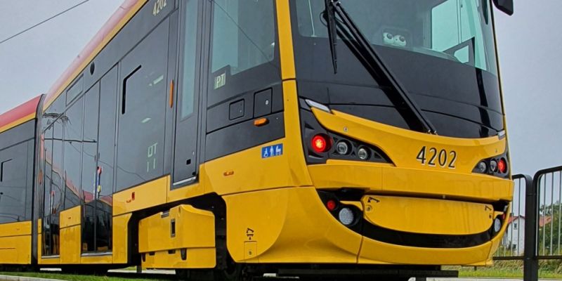 Oszczędne nowe tramwaje dla Warszawy