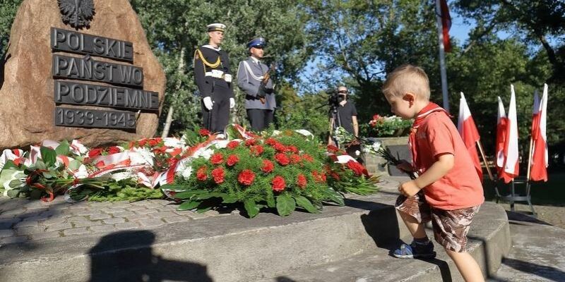 W niedzielę obchodzimy 77. rocznicę wybuchu Powstania Warszawskiego - Miasto Gdańsk zaprasza na uroczystości